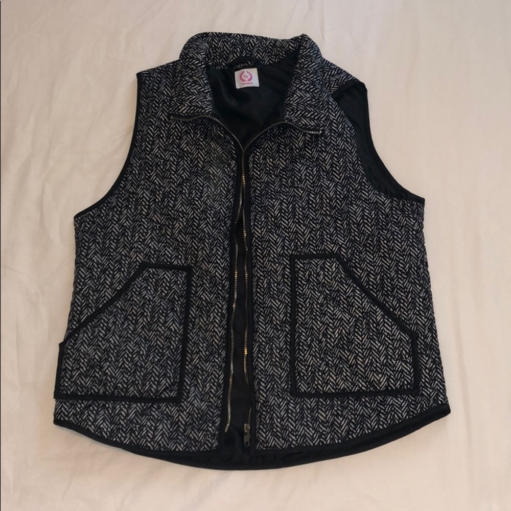 Black and White Patterned Vest!